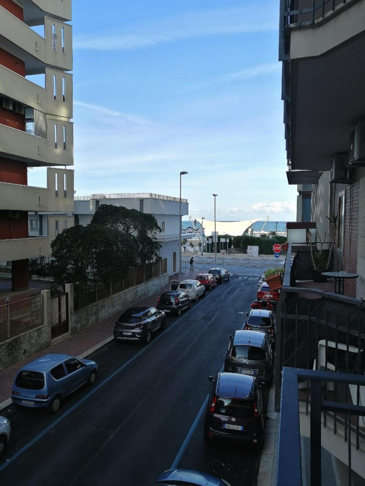 Doron Living Bari Apartment ภายนอก รูปภาพ